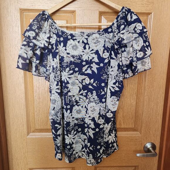 Joie De Vivre Navy Blue and Ivory Floral Top Flutter Sleeve Plus Size 1X Ruffles - Picture 8 of 11